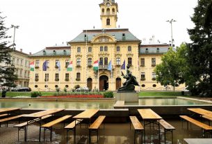 Szeged Széchenyi tér városháza