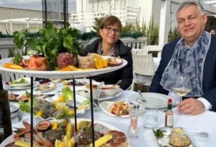 Orbán Viktor és Lévai Anikó egy olasz étteremben