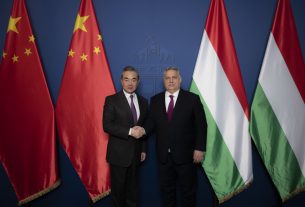 Orbán kínai kommunista párt